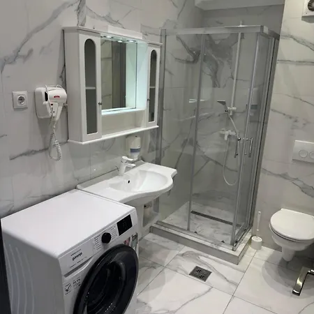 Virgo Sea View Summerland Apartamento *