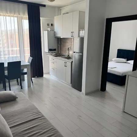 Apartment Virgo Sea View Summerland Mamaia