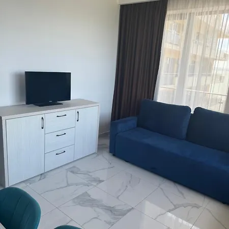 Virgo Sea View Summerland Apartment