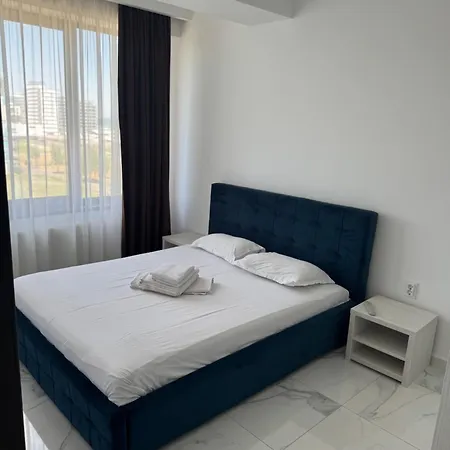 Apartment Virgo Sea View Summerland Mamaia