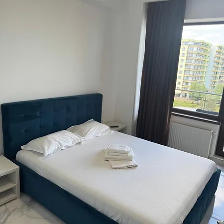 Virgo Sea View Summerland Lejlighed